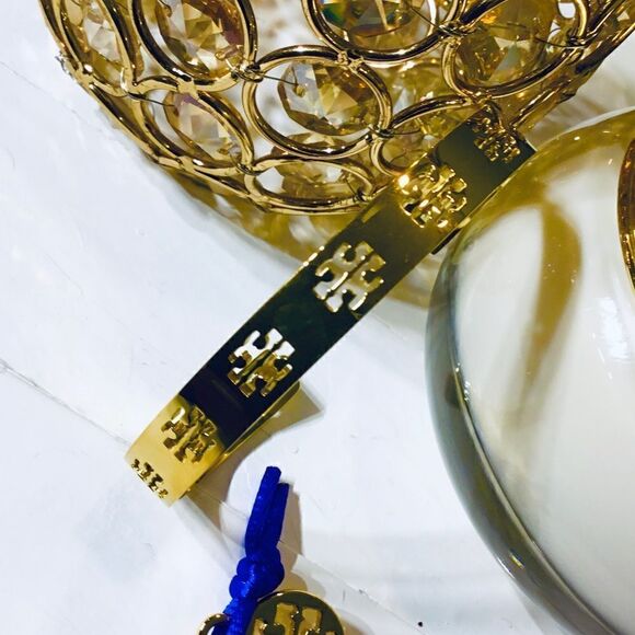 TORY BURCH LOGO DOUBLE T CUFF 18K GOLD TONE BRACELET - Picture 5 of 8